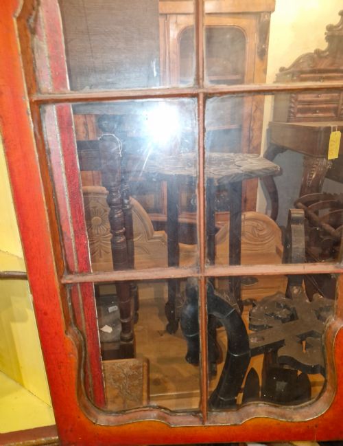VERY PRETTY DOCORATED CORNER CABINET - ADDITIONAL PHOTO 3
