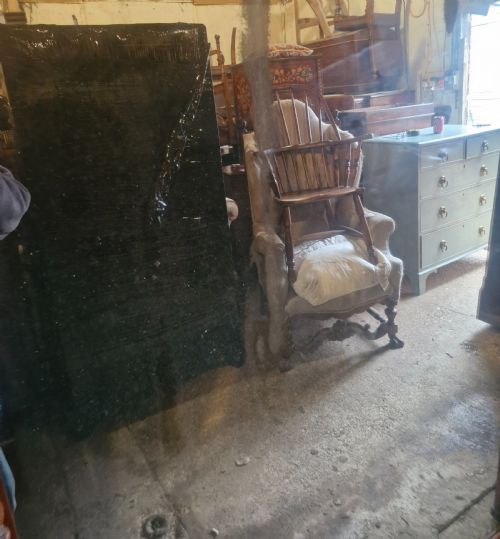 LARGE VICTORIAN COUNTRY HOUSE WALNUT GILT HEIGHTENED HALL MIRROR - ADDITIONAL PHOTO 5