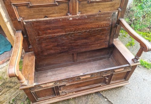 EDWARDIAN OAK HALL SEAT WITH LIFT UP SEAT - ADDITIONAL PHOTO 2