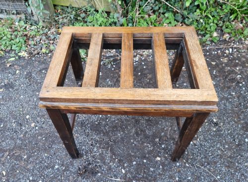 LUGGAGE STAND WITH FOLD UP BACK - ADDITIONAL PHOTO 4
