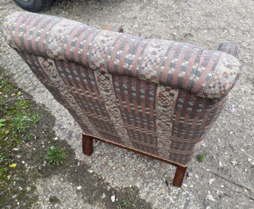 LATE VICTORIAN BUTTON BACK UPHOLSTERED ARMCHAIR - ADDITIONAL PHOTO 3