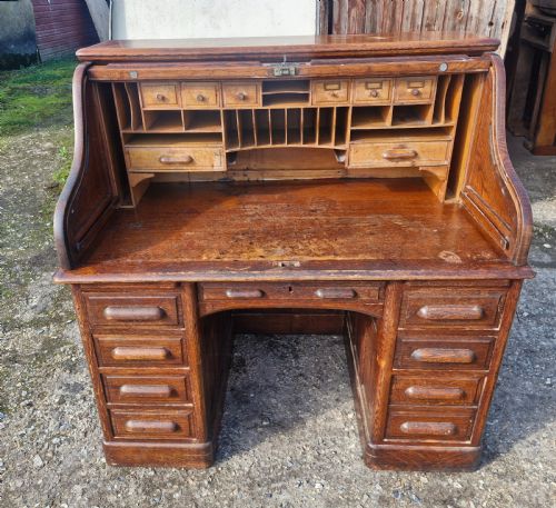 PANELLED OAK TAMBOUR TOP ROLL TOP PEDESTAL DESK - ADDITIONAL PHOTO 12