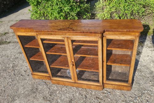VICTORIAN BURR WALNUT AND INLAID 4 DOOR BREAKFRONT BOOKCASE CABINET - ADDITIONAL PHOTO 9
