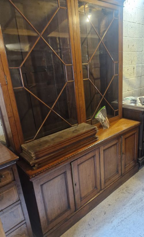 VICTORIAN BOOKCASE CABINET FITTED ADJUSTABLE SHELVES - ADDITIONAL PHOTO 3