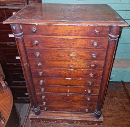VICTORIAN SPECIMEN CHEST