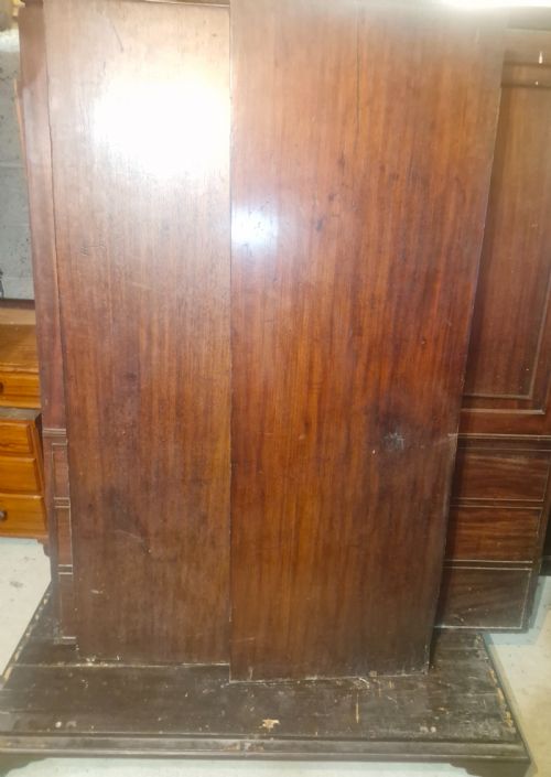 LATE GEORGIAN CHANNEL ISLAND STYLE MAHOGANY CLOTHES HANGING WARDROBE - ADDITIONAL PHOTO 17