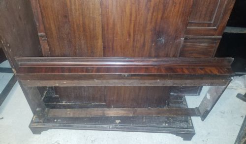 LATE GEORGIAN CHANNEL ISLAND STYLE MAHOGANY CLOTHES HANGING WARDROBE - ADDITIONAL PHOTO 3