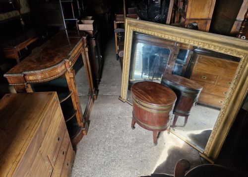 19TH CENTURY GILT FRAMED OVERMANTEL MIRROR - ADDITIONAL PHOTO 6