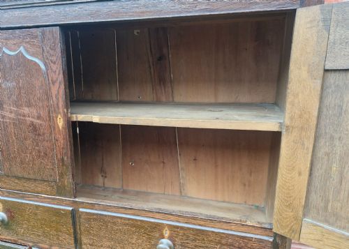 REGENCY OAK HOUSEKEEPERS CUPBOARD - ADDITIONAL PHOTO 12