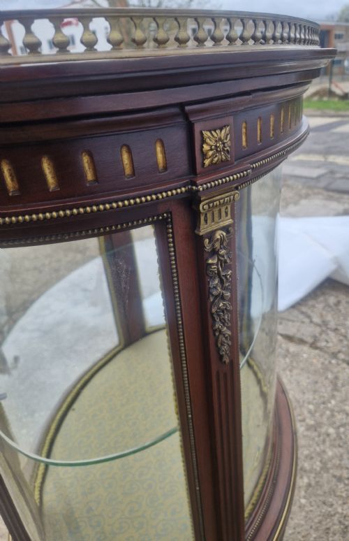 GOOD FREESTANDING MAHOGANY BIJOUTERIE DISPLAY CABINET - ADDITIONAL PHOTO 5