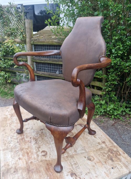 QUEEN ANNE STYLE UPHOLSTERED DESK ARMCHAIR - ADDITIONAL PHOTO 4