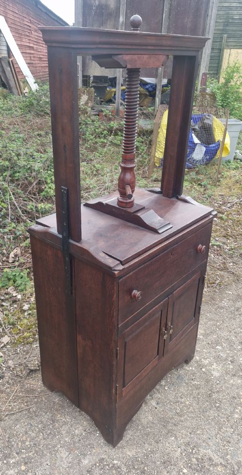 EARLY VICTORIAN OAK BOOK PRESS - ADDITIONAL PHOTO 1