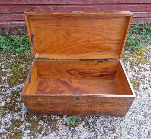 BRASS BOUND TRUNK FOR RESTORATION - ADDITIONAL PHOTO 2