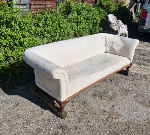 VICTORIAN COUNTRY HOUSE SOFA WITH 2 LOOSE COVERS - ADDITIONAL PHOTO 1
