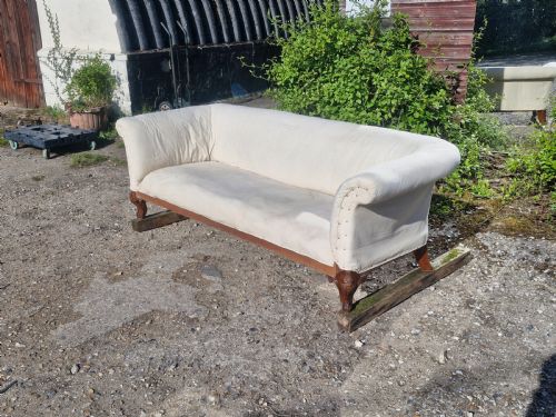 VICTORIAN COUNTRY HOUSE SOFA WITH 2 LOOSE COVERS - ADDITIONAL PHOTO 9