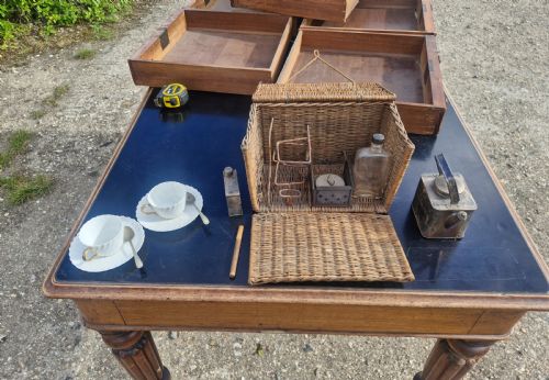 TRAVELLING TEA OR PICNIC SET FOR TWO IN WICKER CASE - ADDITIONAL PHOTO 2