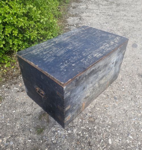 INTERESTING AND UNUSUAL CAMPAIGN TRUNK
