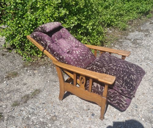 OAK ARTS AND CRAFTS RECLINING ARMCHAIR IN THE STYLE OF LIBERTY'S - ADDITIONAL PHOTO 2