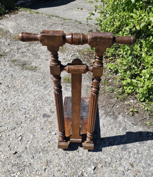 REGENCY OAK COUNTRY HOUSE BOOT JACK - ADDITIONAL PHOTO 3