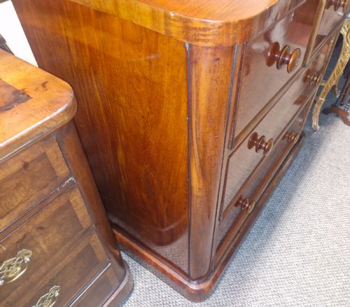 VICTORIAN MAHOGANY CHEST OF DRAWERS IN GOOD CONDITION - ADDITIONAL PHOTO 3