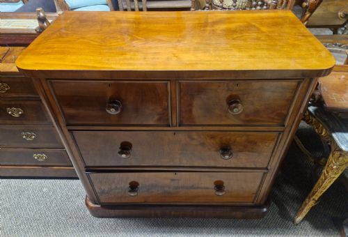 VICTORIAN MAHOGANY CHEST OF DRAWERS IN GOOD CONDITION - ADDITIONAL PHOTO 5