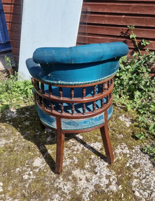 VICTORIAN UPHOLSTERED DESK ARMCHAIR - ADDITIONAL PHOTO 2
