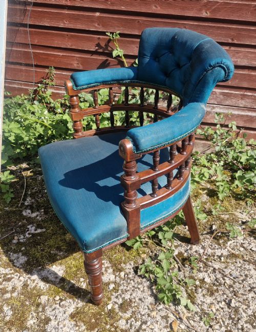 VICTORIAN UPHOLSTERED DESK ARMCHAIR - ADDITIONAL PHOTO 3