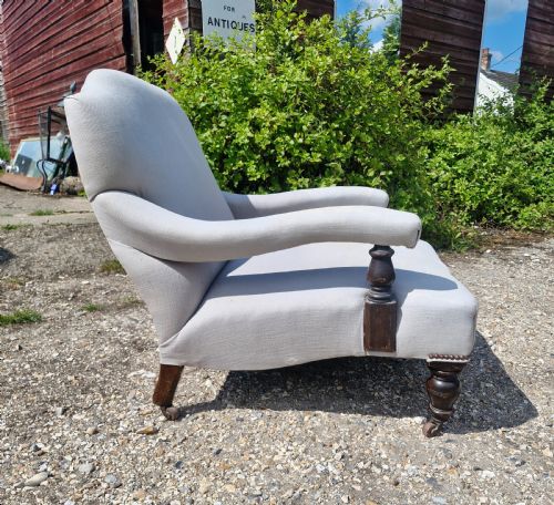 EDWARDIAN LOW SEAT UPHOLSTERED ARMCHAIR IN THE HOWARD STYLE - ADDITIONAL PHOTO 5