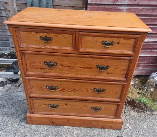 EDWARDIAN PINE CHEST OF DRAWERS
