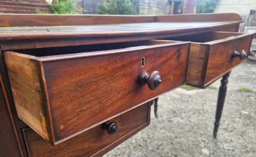 REGENCY MAHOGANY WRITING TABLE WITH A GILLOWS STYLE LEGS - ADDITIONAL PHOTO 9