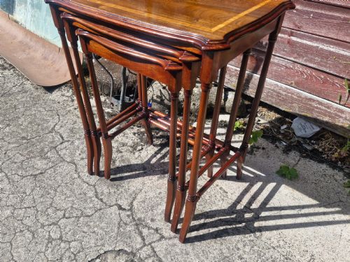 NEST OF 3 INLAID MAHOGANY OCCASIONAL TABLES - ADDITIONAL PHOTO 1