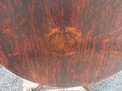 MID 19TH CENTRE FIGURED ROSEWOOD COUNTRY HOUSE CENTRE TABLE - ADDITIONAL PHOTO 7