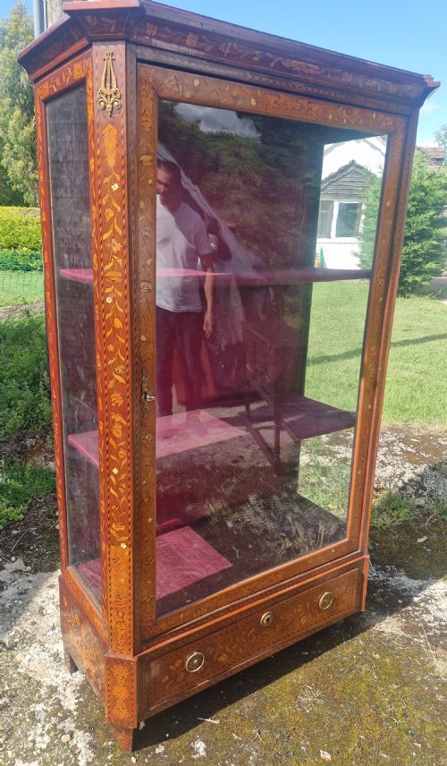 DUTCH MARQUETRY VITRINE - ADDITIONAL PHOTO 2