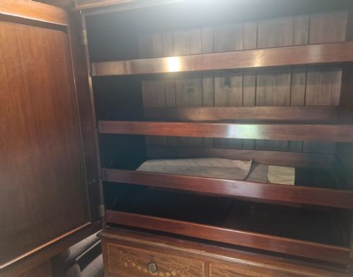 GOOD QUALITY EDWARDIAN INLAID MAHOGANY LINEN PRESS HOUSEKEEPERS CUPBOARD DRUCE CO - ADDITIONAL PHOTO 3