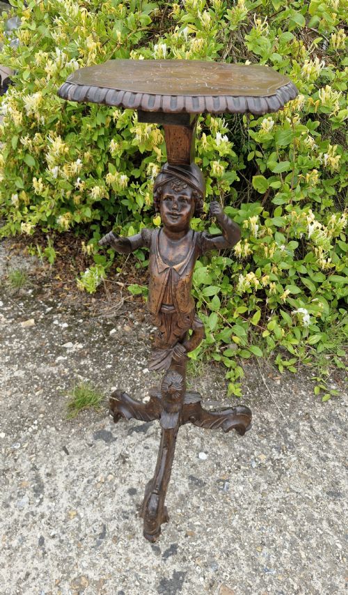 LATE 19TH CENTURY CARVED WALNUT BLACKAMOOR STAND - ADDITIONAL PHOTO 1