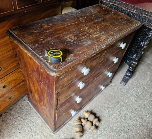 VICTORIAN PINE CHEST OF DRAWERS - ADDITIONAL PHOTO 4