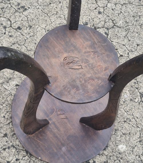 LIBERTY'S CARVED 2 TIER OCCASIONAL TABLE - ADDITIONAL PHOTO 1