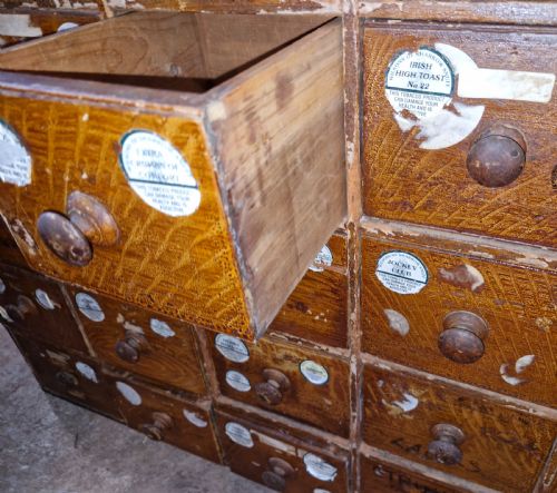 BANK OF LATE VICTORIAN DRAWERS 35 DRAWERS - ADDITIONAL PHOTO 5
