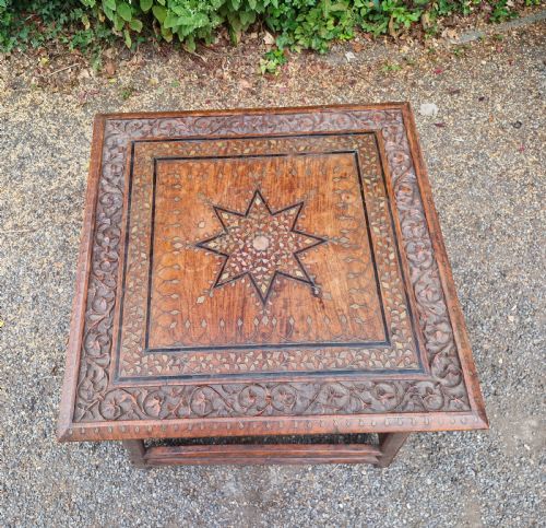 GOOD SIZED CARVED AND INLAID ANGLO INDIAN HOSHIARPUR TABLE - ADDITIONAL PHOTO 2
