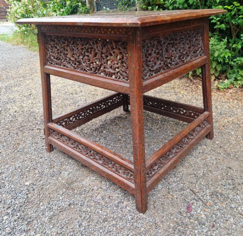 GOOD SIZED CARVED AND INLAID ANGLO INDIAN HOSHIARPUR TABLE - ADDITIONAL PHOTO 8