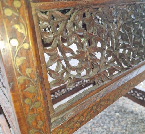 GOOD SIZED CARVED AND INLAID ANGLO INDIAN HOSHIARPUR TABLE - ADDITIONAL PHOTO 13