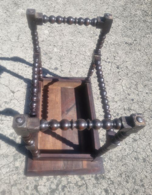 MID 18TH CENTURY OAK SIDE TABLE - ADDITIONAL PHOTO 5