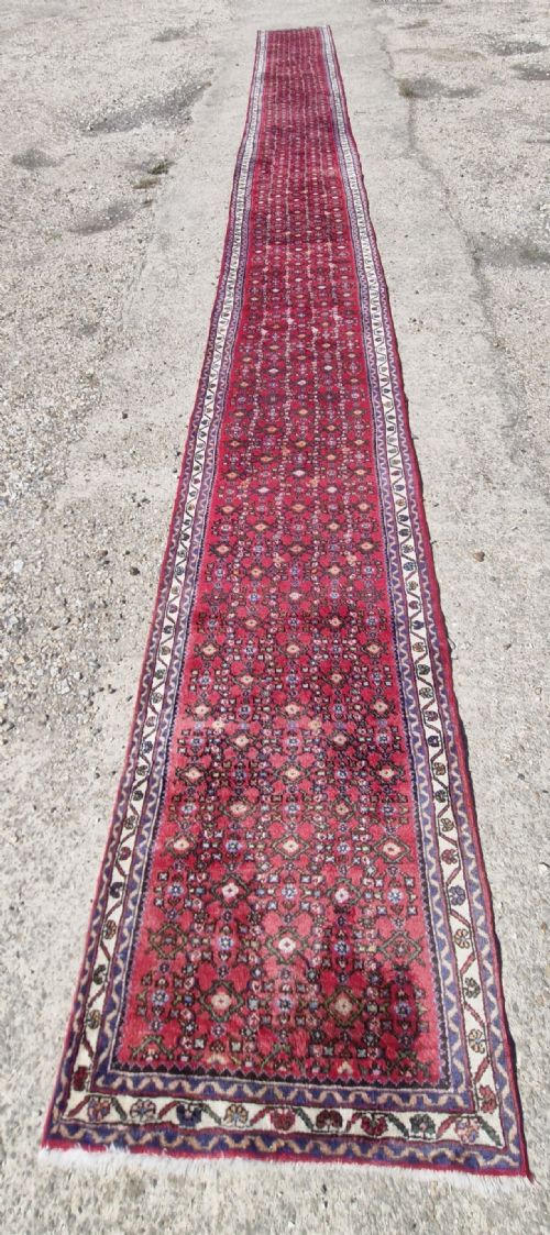 long hall or landing runner 32 feet - CATEGORY: ANTIQUE RUGS - DATED 1960