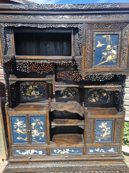 LARGE JAPANESE CABINET - ADDITIONAL PHOTO 1
