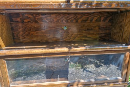 EARLY 20TH CENTURY OAK GLOBE WERNICKE BOOKCASE CABINET - ADDITIONAL PHOTO 3