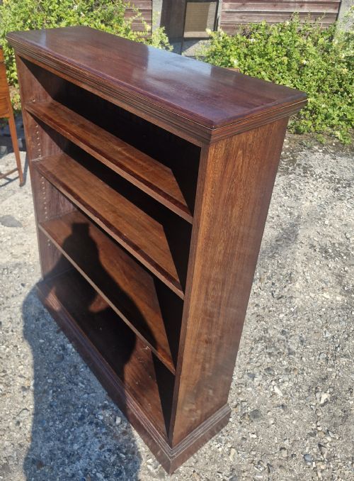 GOOD MAHOGANY OPEN FRONT BOOKCASE - ADDITIONAL PHOTO 4