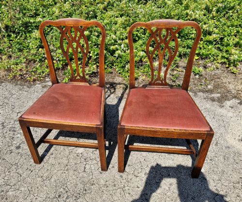 PAIR OF LATE GEORGIAN SINGLE ELM CHAIRS