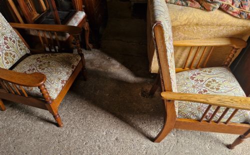 PAIR OF LIGHT OAK ARTS AND CRAFTS RECLINING ARMCHAIRS STAMPED - ADDITIONAL PHOTO 4