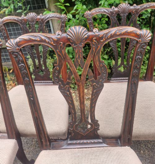 GOOD SET OF CHIPPENDALE STYLE DINING CHAIRS WITH NICELY CARVED BACKS - ADDITIONAL PHOTO 9