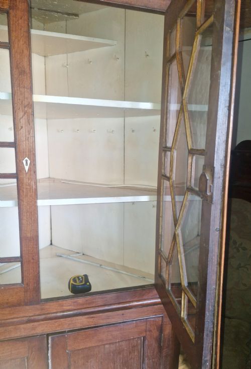 WELSH OAK 2 PART CORNER CUPBOARD - ADDITIONAL PHOTO 1